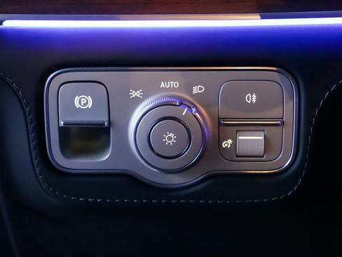 Used 2024 Mercedes-Benz GLS 63 AMG 4MATIC image 29
