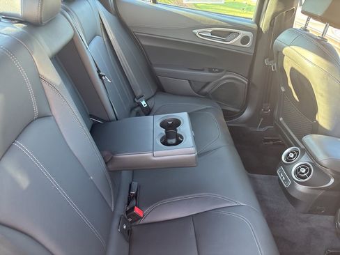 Used 2024 Alfa Romeo Giulia Ti image 20