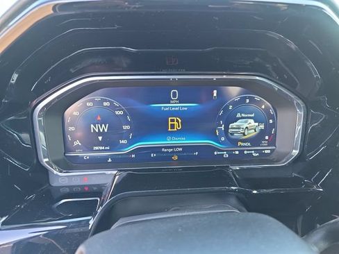 Used 2023 Chevrolet Silverado 1500 LT AWD/4WD image 14
