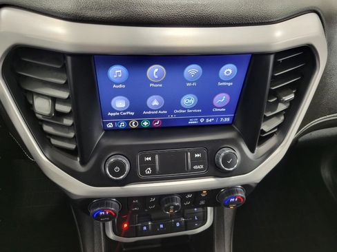 Certified 2023 GMC Acadia SLE w/ Driver Convenience Package image 7