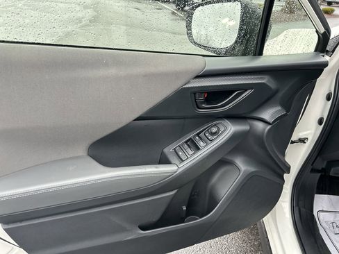 Used 2024 Subaru Crosstrek 2.0i Premium AWD/4WD image 19