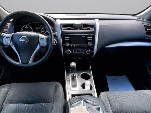 Used 2015 Nissan Altima 2.5 S w/ Sport Value Package FWD image 13
