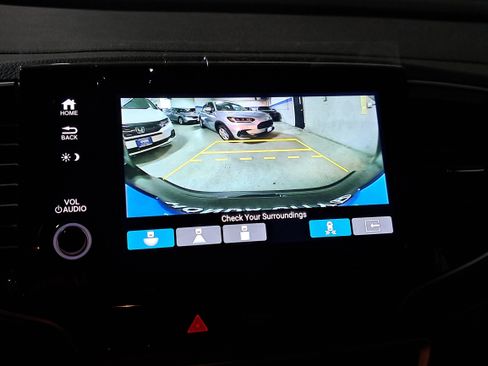 Certified 2025 Honda Passport EX-L image 28