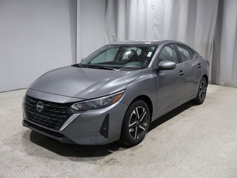 Used 2024 Nissan Sentra SV image 5