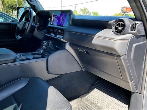 Used 2024 Toyota Land Cruiser image 19