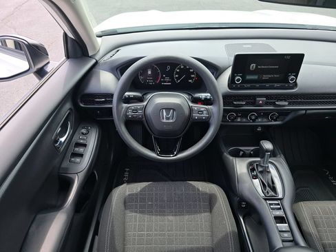 Certified 2025 Honda HR-V LX image 22