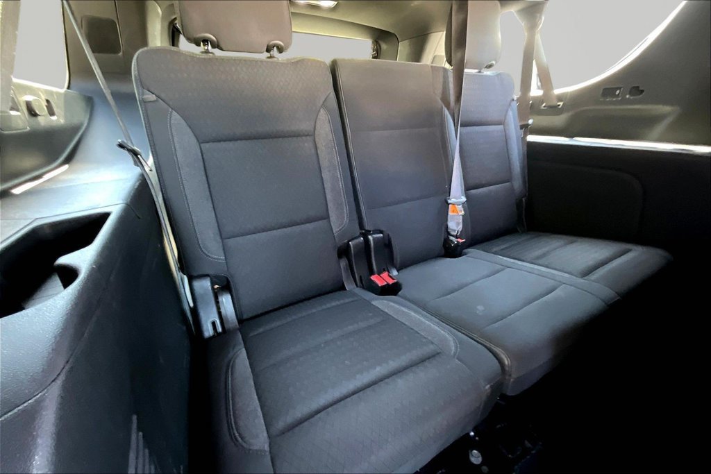 Used 2024 GMC Yukon XL SLE AWD/4WD image 28