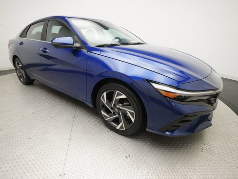Used 2024 Hyundai Elantra Limited FWD image 35