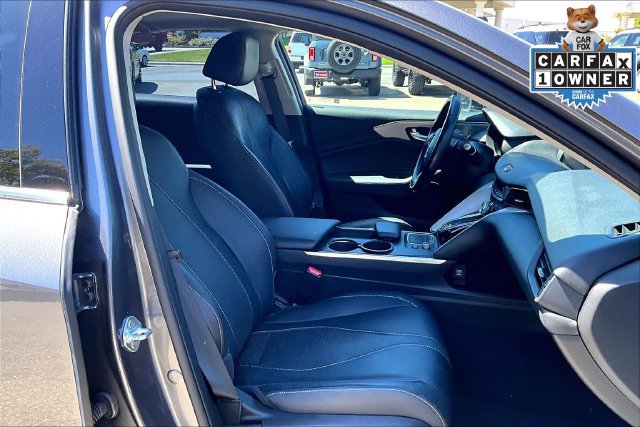 Used 2022 Acura TLX w/ Technology Package FWD image 7