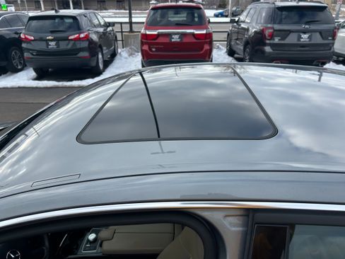 Used 2011 Mercedes-Benz E 350 Sedan image 6