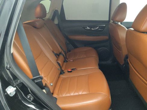 Used 2019 Nissan Rogue SL w/ Premium Package image 19