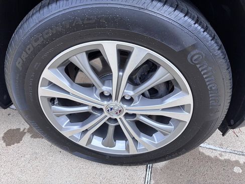 Used 2022 Buick Envision Preferred w/ Safety Package image 3