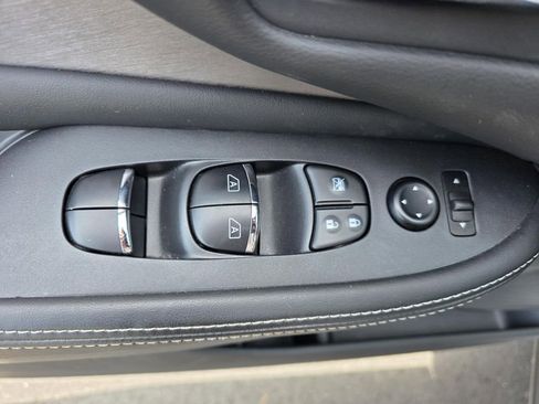 Used 2024 Nissan Murano SL w/ Cargo Package AWD/4WD image 12
