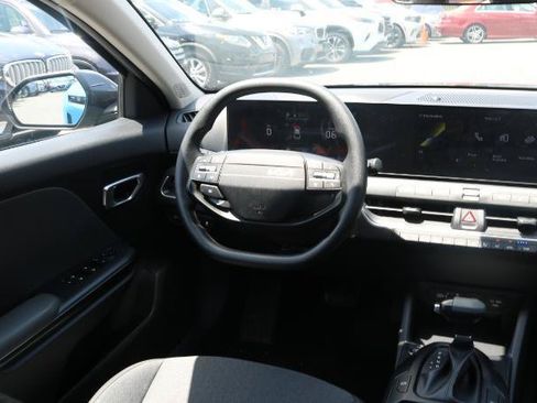Used 2025 Kia K4 FWD image 22