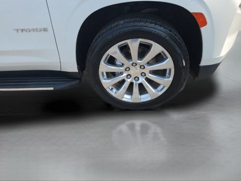 Used 2021 Chevrolet Tahoe Premier w/ Premium Package AWD/4WD image 38
