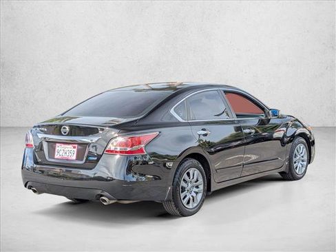 Used 2014 Nissan Altima 2.5 S FWD image 7