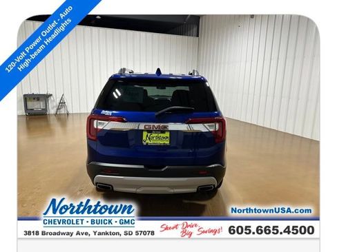 Certified 2023 GMC Acadia SLE w/ Driver Convenience Package AWD/4WD image 4