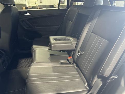 Certified 2022 Volkswagen Tiguan SE image 21