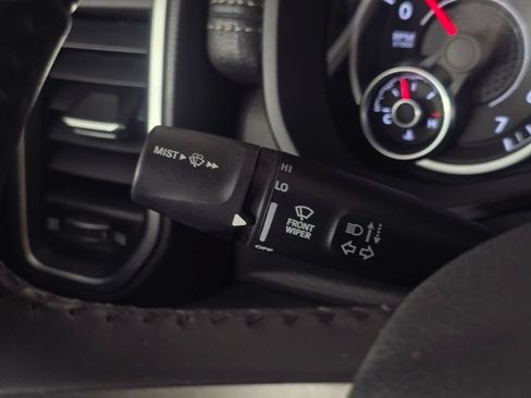 Used 2022 RAM 1500 Laramie AWD/4WD image 28