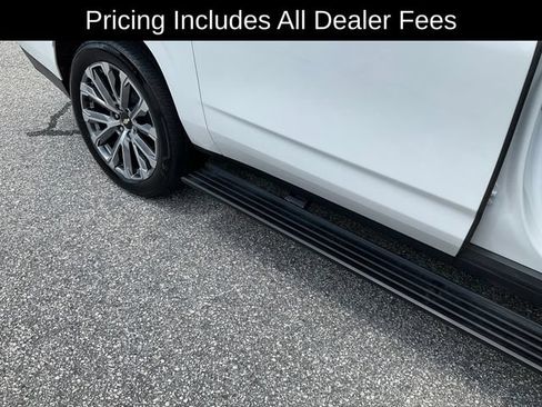 Used 2025 Chevrolet Suburban High Country AWD/4WD image 29