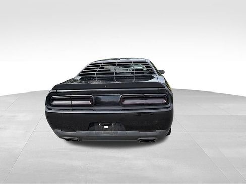 Used 2019 Dodge Challenger R/T w/ Driver Convenience Group RWD image 5