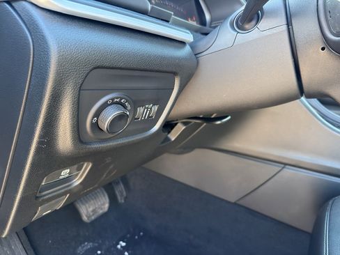 New 2025 Jeep Grand Cherokee Altitude AWD/4WD image 12