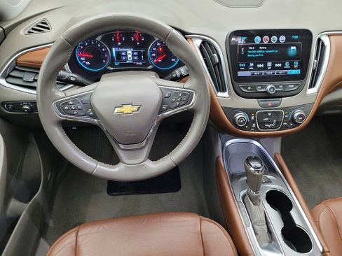 Used 2018 Chevrolet Malibu LT w/ Leather Package image 22