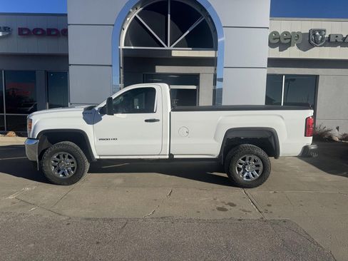 Used 2016 GMC Sierra 2500 4x4 Regular Cab image 1