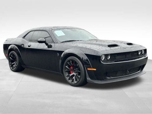 Used 2023 Dodge Challenger SRT Hellcat image 1