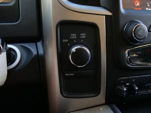 Used 2018 RAM 2500 Big Horn image 15