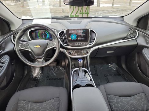 Used 2018 Chevrolet Volt LT w/ Comfort Package image 20