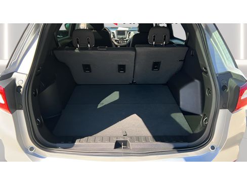 Used 2020 Chevrolet Equinox LS image 20