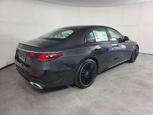New 2026 Mercedes-Benz E 350 Sedan image 4