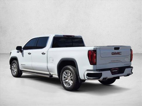 Used 2023 GMC Sierra 1500 Denali w/ Technology Package AWD/4WD image 7
