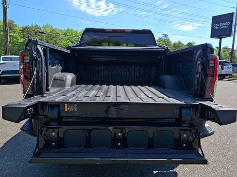 Used 2025 GMC Sierra 2500 AT4 w/ AT4 Preferred Package AWD/4WD image 33