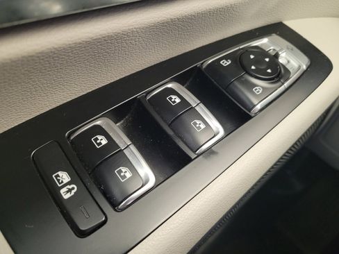 Used 2022 Kia Telluride EX w/ EX Premium Package image 27