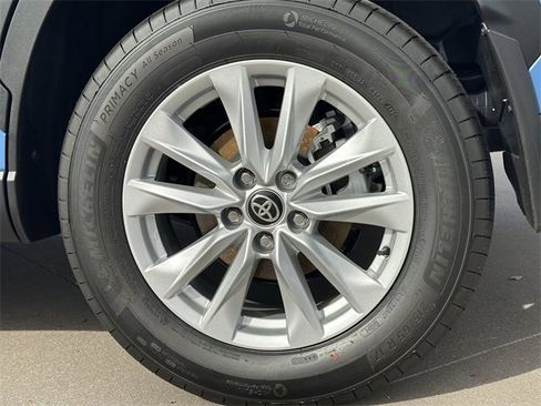 Certified 2026 Toyota Corolla Cross LE w/ Moonroof Package image 9