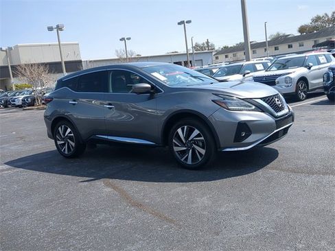 Used 2023 Nissan Murano SL w/ SL Moonroof Package image 3