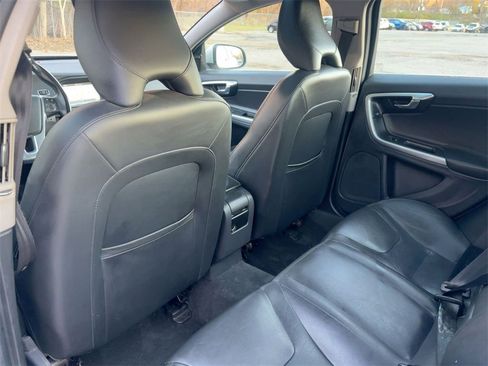 Used 2016 Volvo S60 T5 Premier image 25