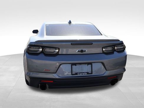 Used 2021 Chevrolet Camaro LT w/ RS Package RWD image 10