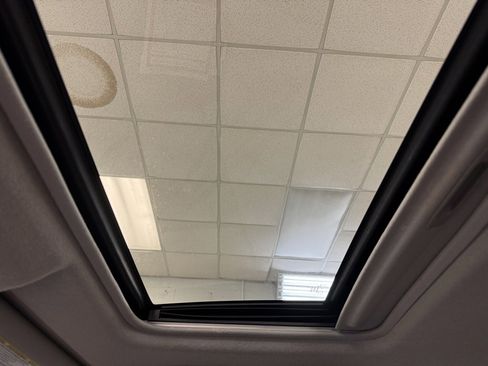 Used 2012 Toyota Highlander Limited image 43