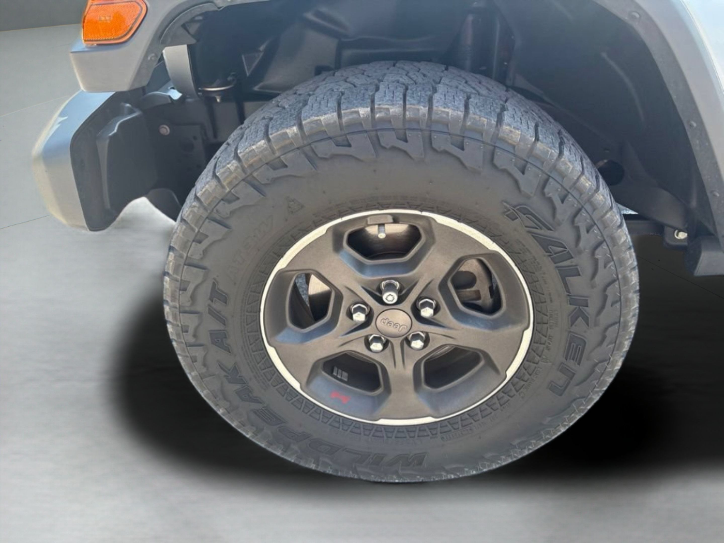 Used 2020 Jeep Gladiator Overland AWD/4WD image 31