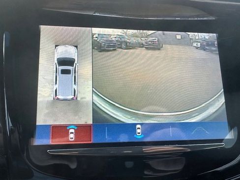 Used 2017 Cadillac Escalade ESV Luxury image 31