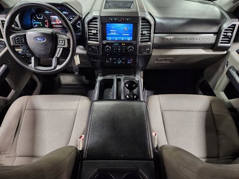 Used 2018 Ford F250 XLT w/ XLT Value Package image 46