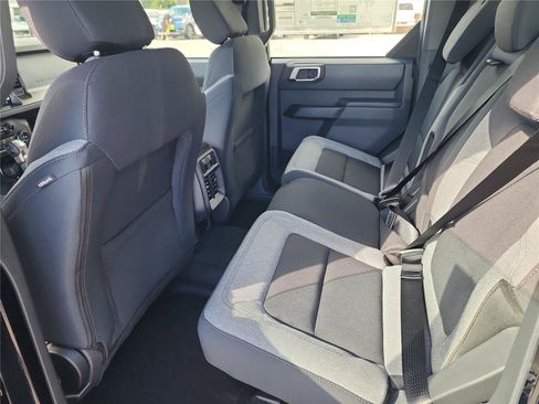 New 2025 Ford Bronco 4-Door image 17