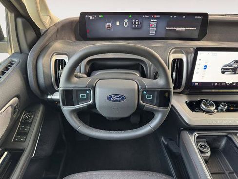 Certified 2025 Ford Expedition Max Active AWD/4WD image 12