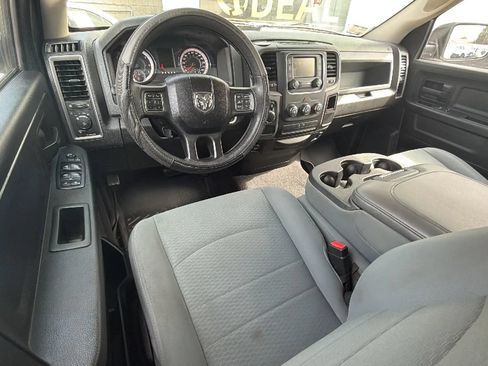 Used 2019 RAM 1500 Express RWD image 11