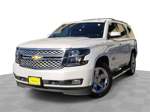 Used 2019 Chevrolet Tahoe LT w/ LT Signature Package image 1