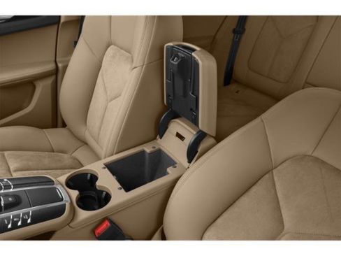 Certified 2020 Porsche Macan image 17