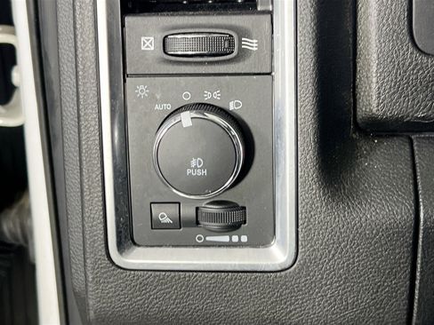 Used 2022 RAM 1500 Classic Warlock w/ Electronics Group AWD/4WD image 10